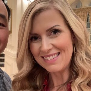 Meet your Posher, Holly